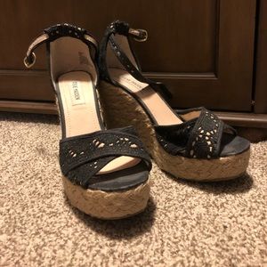 GORGEOUS Steve Madden Lace Espadrille Sandals